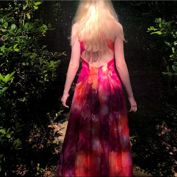 Jump Apparel Floral Dress w/ Criss Cross Back - Picture 3 of 6